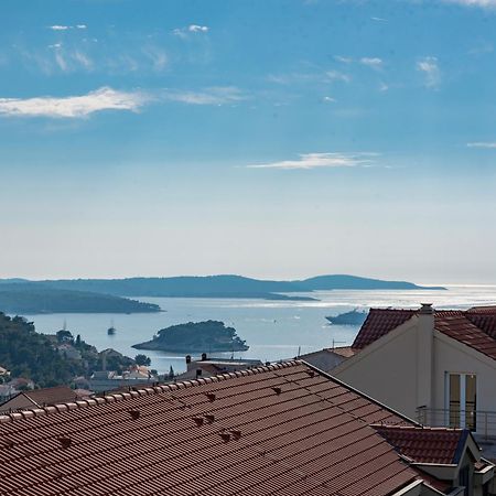 Apartments Mazuran Hvar Town Esterno foto