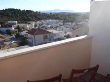 Apartments Mazuran Hvar Town Esterno foto